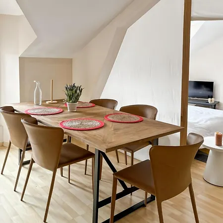 Apartment Lumineux Sous Les Toits -vue Riviere *